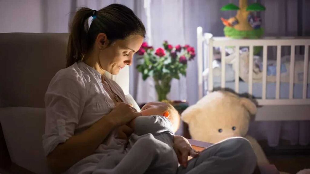 respect feeding time rules for newborn baby visitors